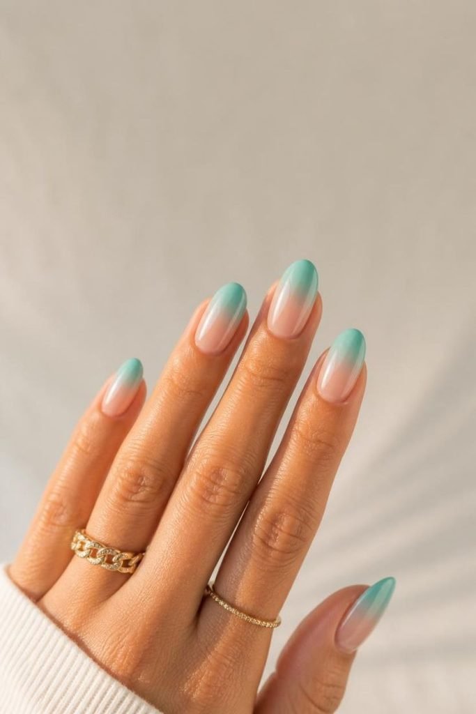aqua-mint-ombre-nails