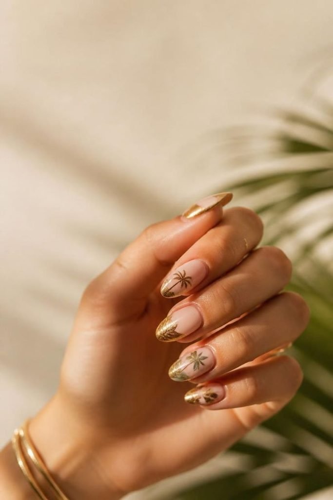 golden-tropical-nails