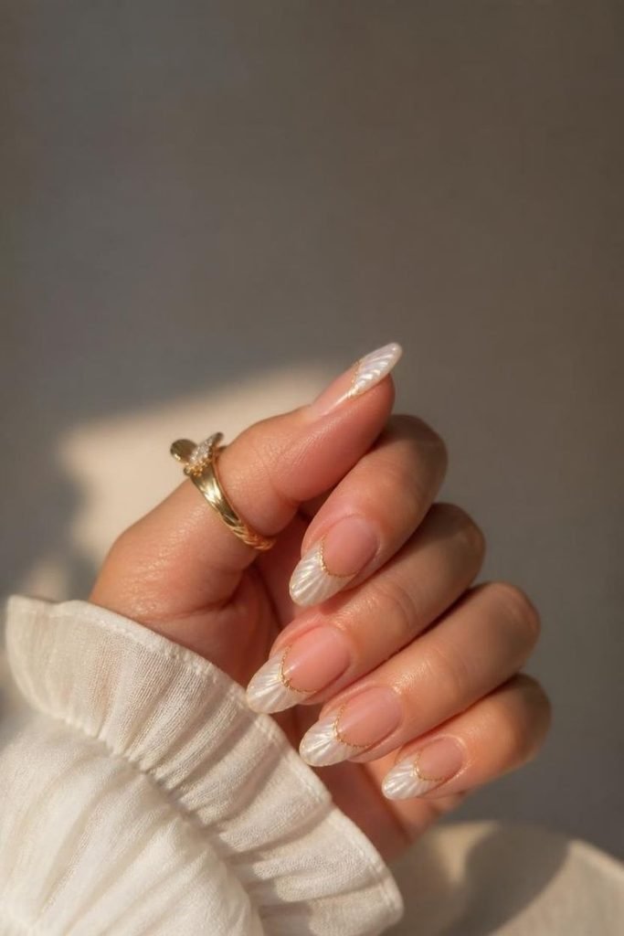 seashell-french-tips