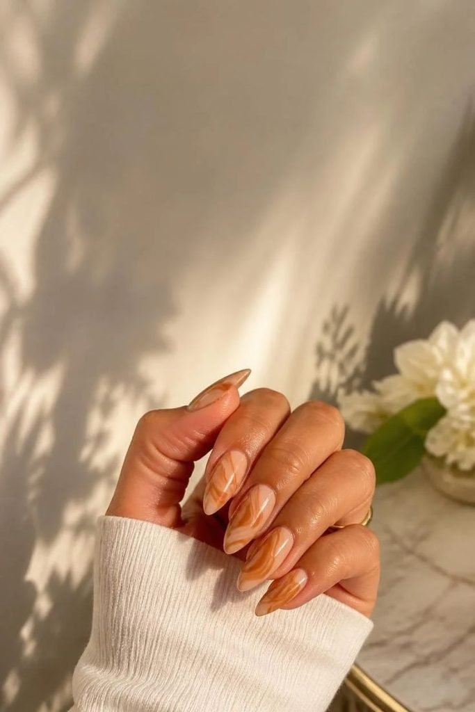 caramel-swirl-nails