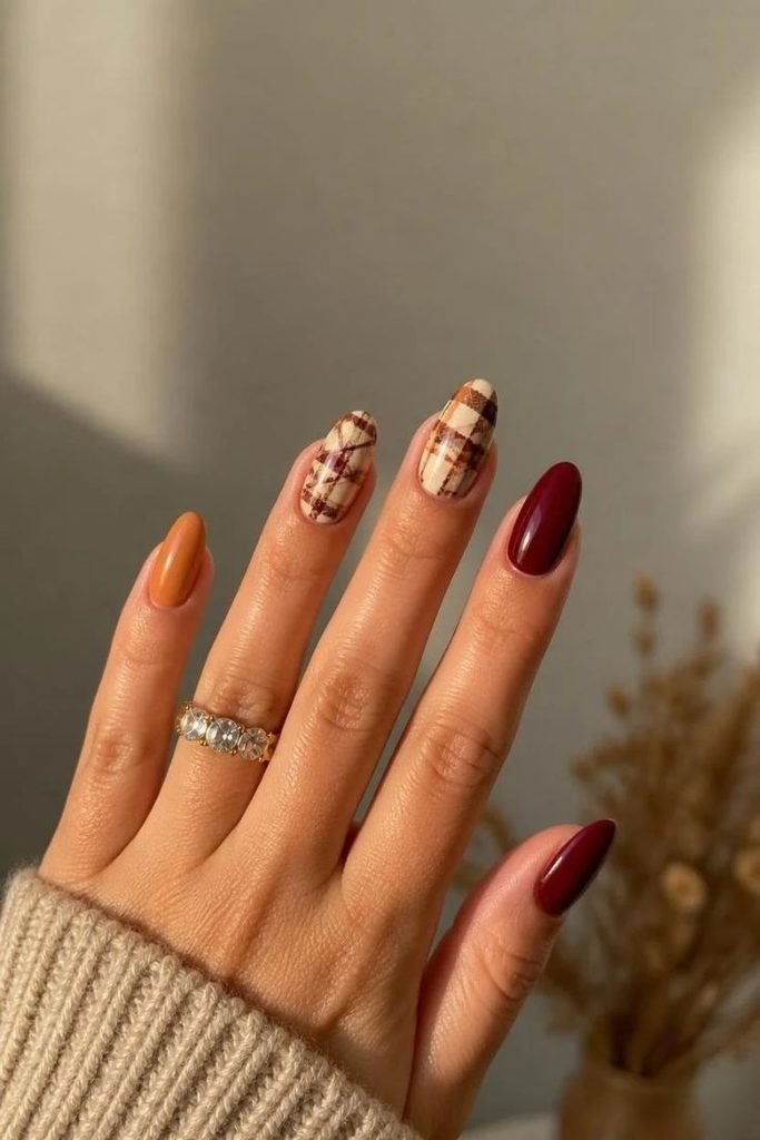 plaid-fall-nails