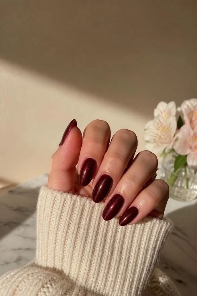 29 Best Cozy Fall Nail Ideas 2026: Chic, Warm & Trendy Autumn Manicures burgundy-cat-eye-nails