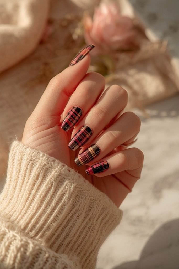27 Best Fall Sweater Nail Designs 2026: Cozy, Chic & Trendy Knit-Inspired Manicures plaid-and-cable-knit-nails