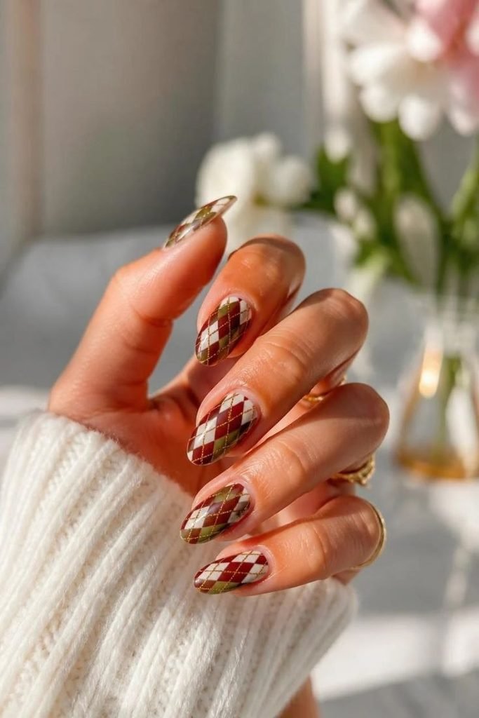 27 Best Fall Sweater Nail Designs 2026: Cozy, Chic & Trendy Knit-Inspired Manicures argyle-sweater-nail-art
