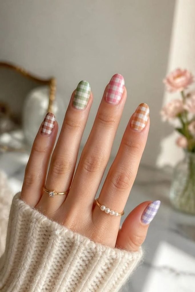 27 Best Fall Sweater Nail Designs 2026: Cozy, Chic & Trendy Knit-Inspired Manicures gingham-sweater-nails