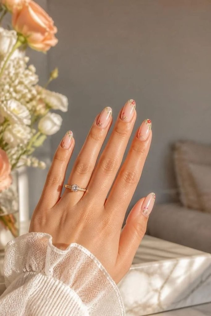 minimalist-floral-nails